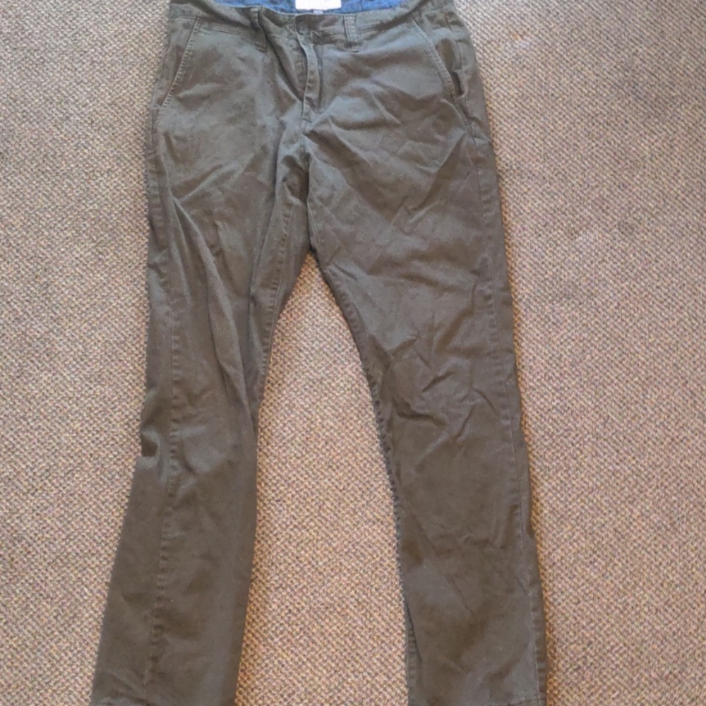 Flag & Anthem Olive green Chinos